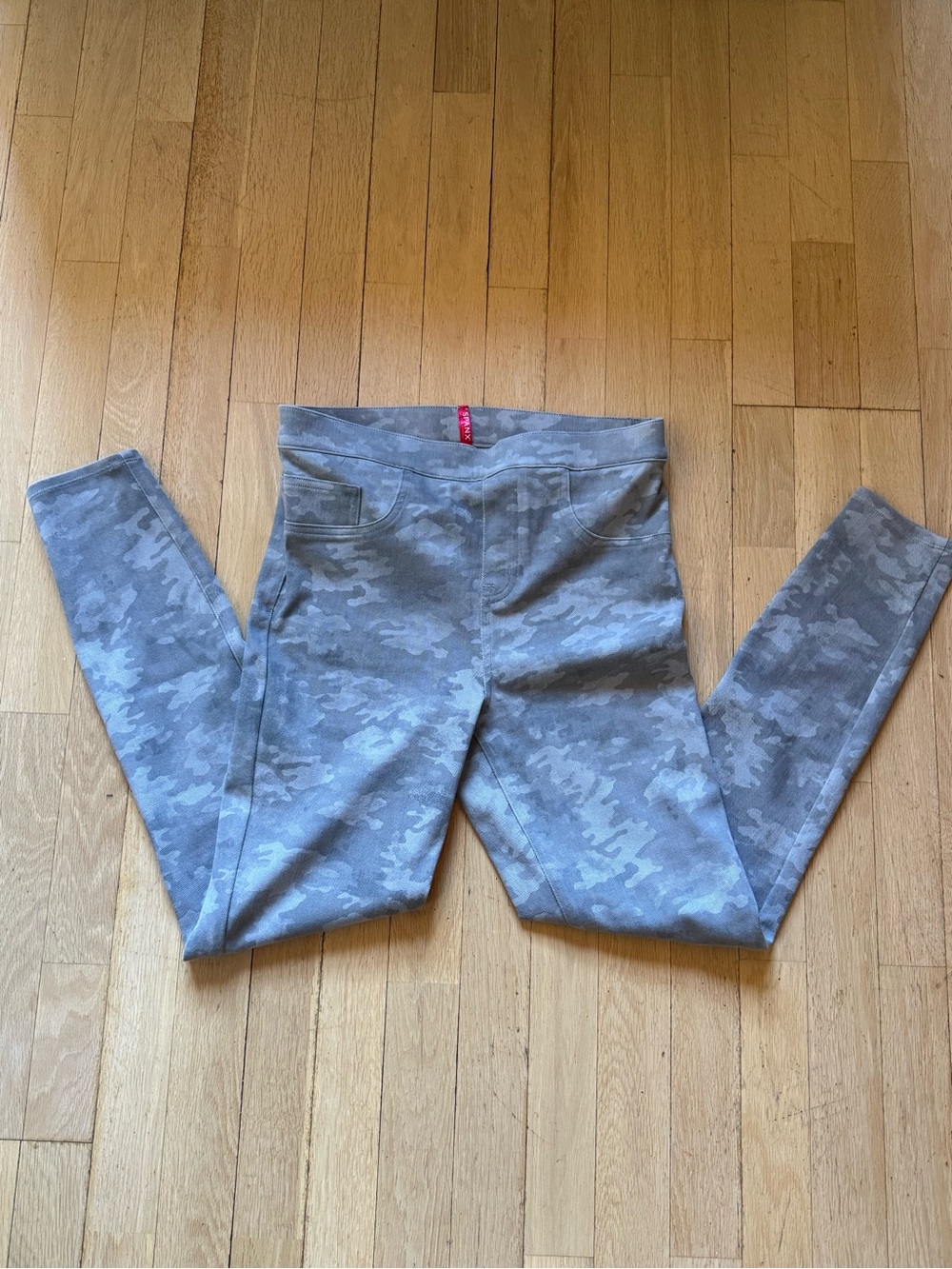 SPANX Gray Camo Leggings